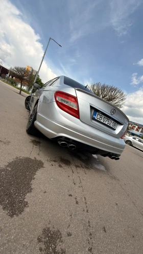 ����� �� �������� �� Mercedes-Benz C 300 AMG Pack