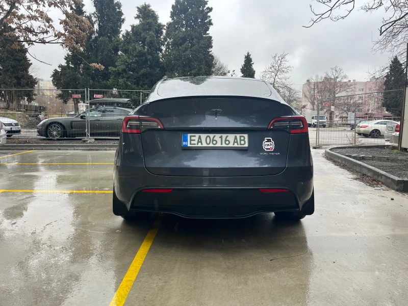 Tesla Model Y Long Range Dual Motor, снимка 6 - Автомобили и джипове - 48642101