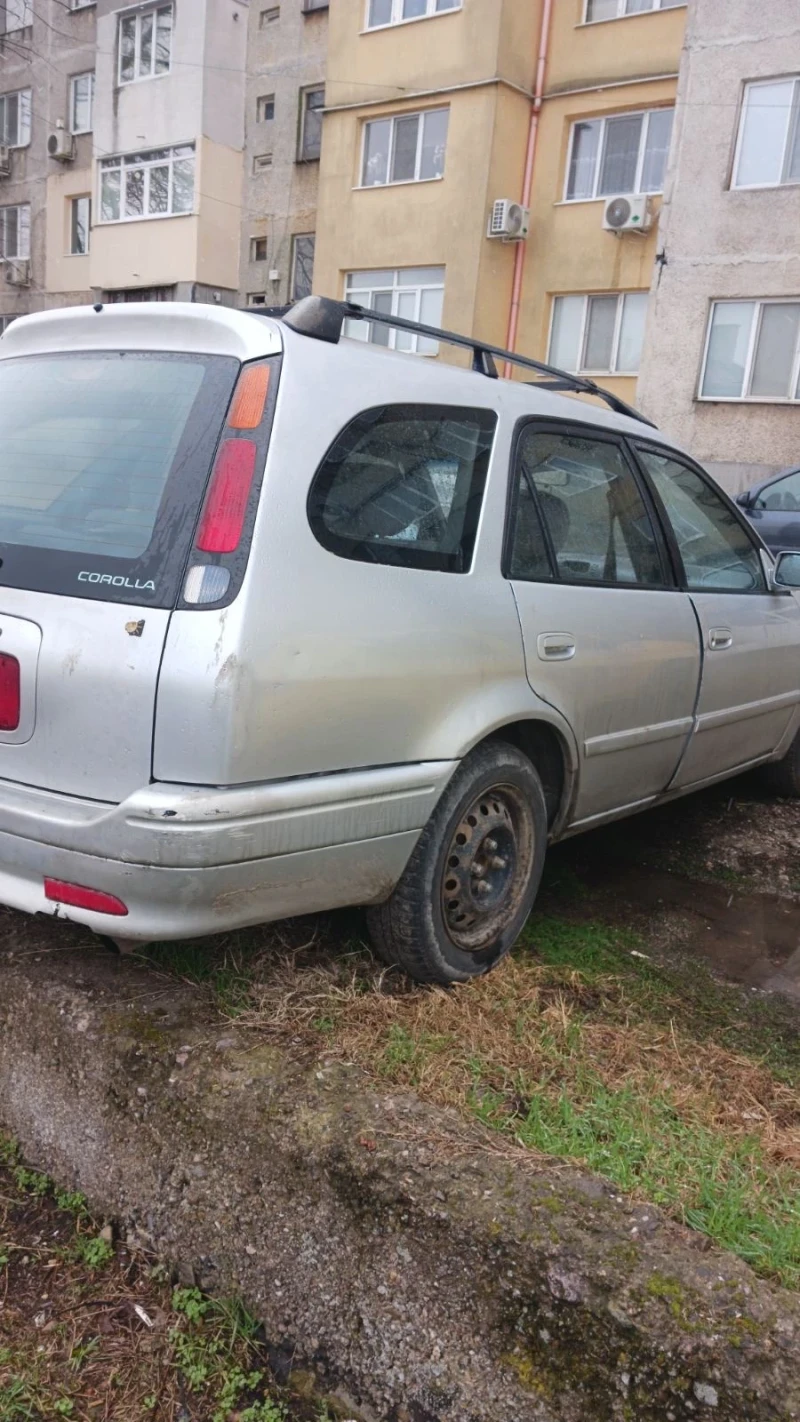 Toyota Corolla, снимка 3 - Автомобили и джипове - 49589238