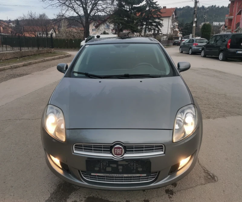 Fiat Bravo 1.4i Facelift 11900km, снимка 8 - Автомобили и джипове - 49598900