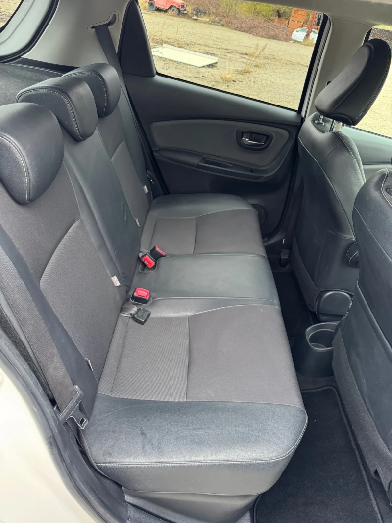 Toyota Yaris HYBRID 1.5 STYLE * AUTOMATIC* 2014* EURO 6* COC* K, снимка 12 - Автомобили и джипове - 52395506