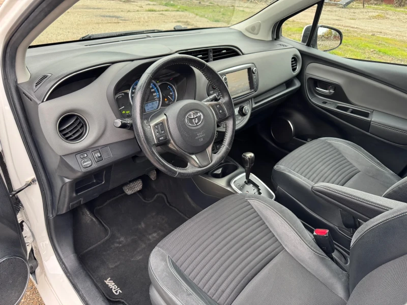 Toyota Yaris HYBRID 1.5 STYLE * AUTOMATIC* 2014* EURO 6* COC* K, снимка 7 - Автомобили и джипове - 52395506