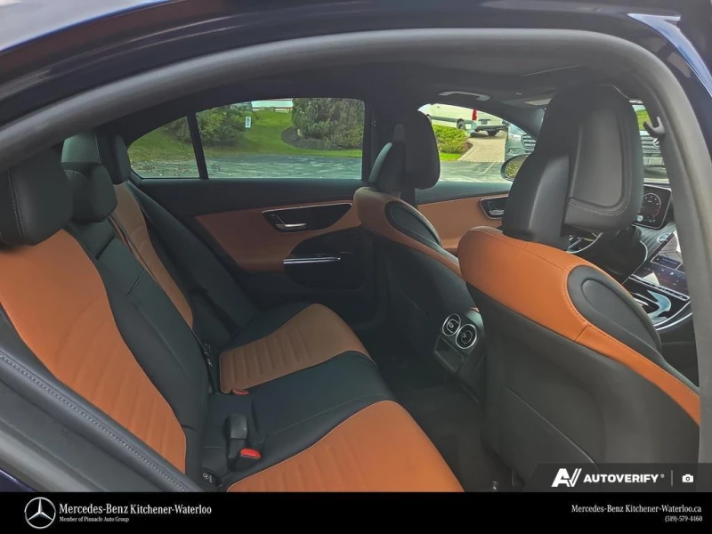 Mercedes-Benz C 300 * AMG * 4Matic * Digital Light * Premium Plus, снимка 17 - Автомобили и джипове - 52472617