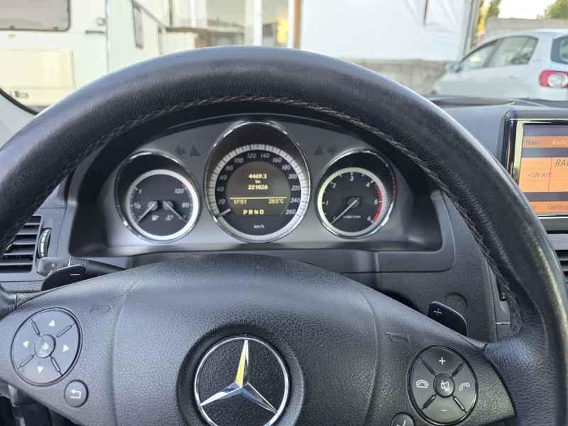 Mercedes-Benz 350 Mercedes W204 350 CDI, снимка 7 - Автомобили и джипове - 52638219