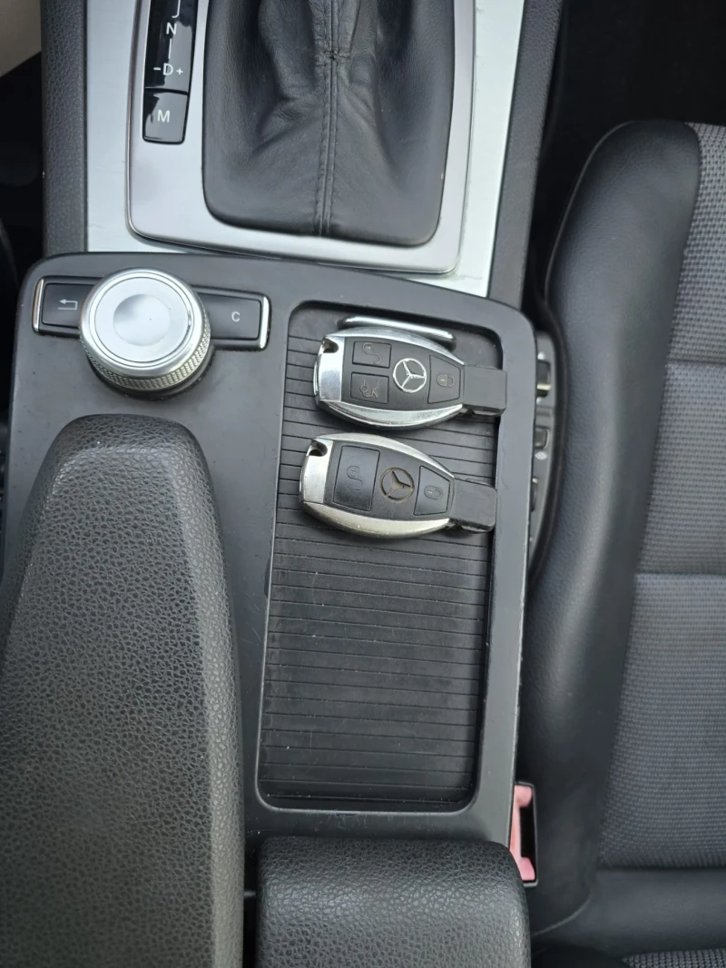 Mercedes-Benz 350 Mercedes W204 350 CDI, снимка 12 - Автомобили и джипове - 52638219