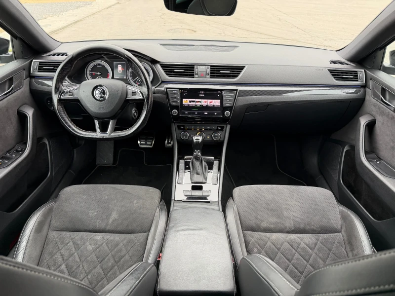 Skoda Superb 2.0 TDI Sport Line ШВЕЙЦАРИЯ, снимка 12 - Автомобили и джипове - 52861161