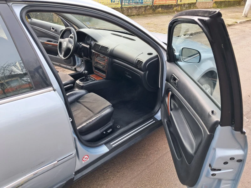 VW Passat 1, 9 TDI  131 k.c.  6 скорости , снимка 11 - Автомобили и джипове - 53286528