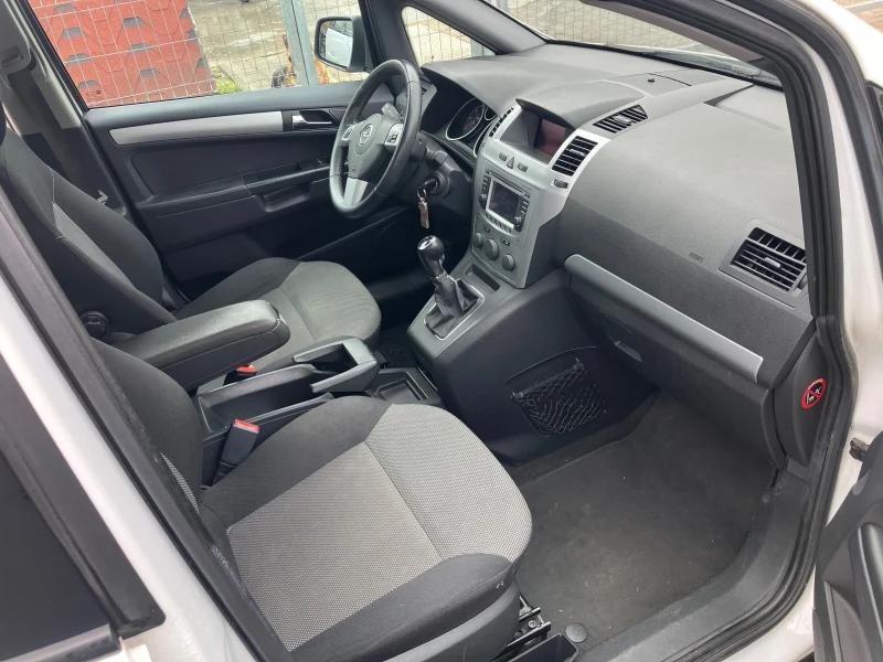 Opel Zafira 1, 7 CDTI / Euro 5, снимка 8 - Автомобили и джипове - 53386333