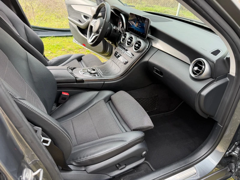 Mercedes-Benz C 220, снимка 9 - Автомобили и джипове - 53402991