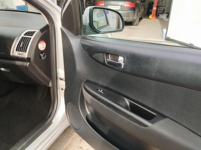 Hyundai I20 1.25i 85kc BENZIN FACE, снимка 13 - Автомобили и джипове - 53415253