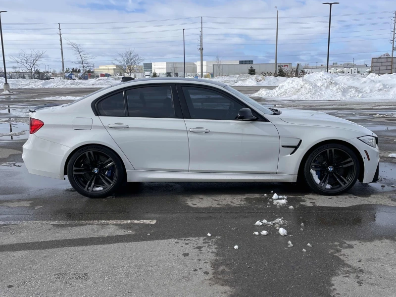 BMW M3  CARBON / ПОДГРЕВ / ОТ ПРЕДСТАВИТЕЛСТВО, снимка 5 - Автомобили и джипове - 53496126