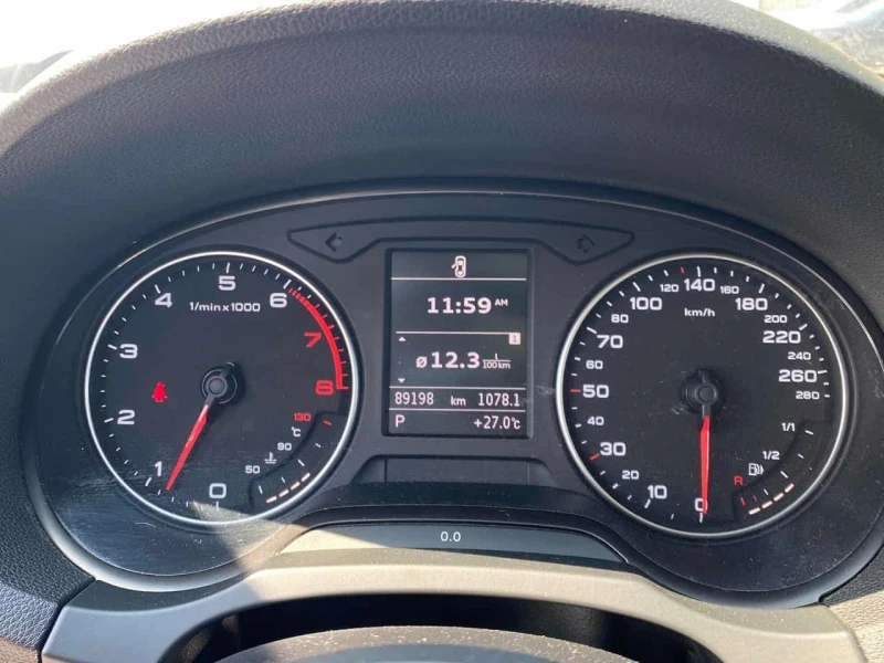 Audi A3 * 2.0T * 2 КЛЮЧА* ПОДГРЕВ* PANO* , снимка 8 - Автомобили и джипове - 53507756