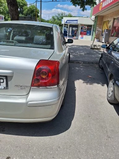 Toyota Avensis, снимка 4 - Автомобили и джипове - 46970403