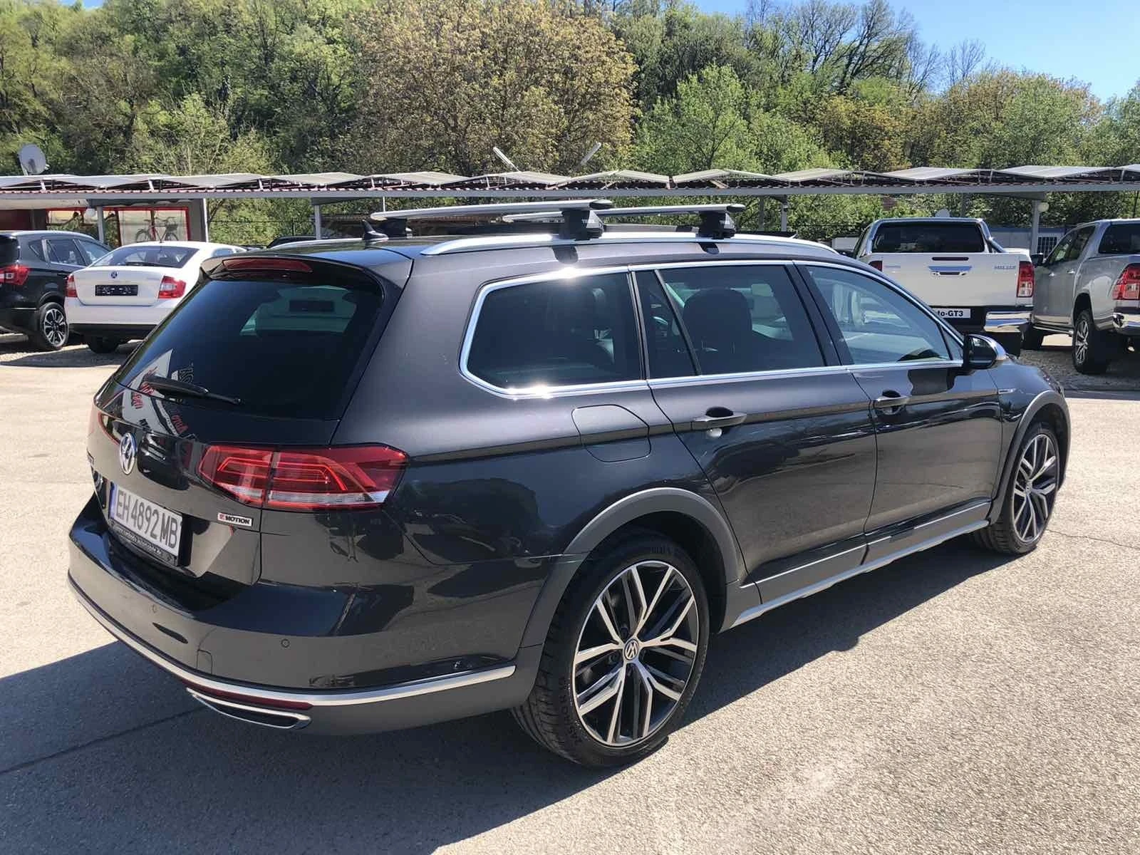 VW Alltrack 2.0i 76000 - изображение 4