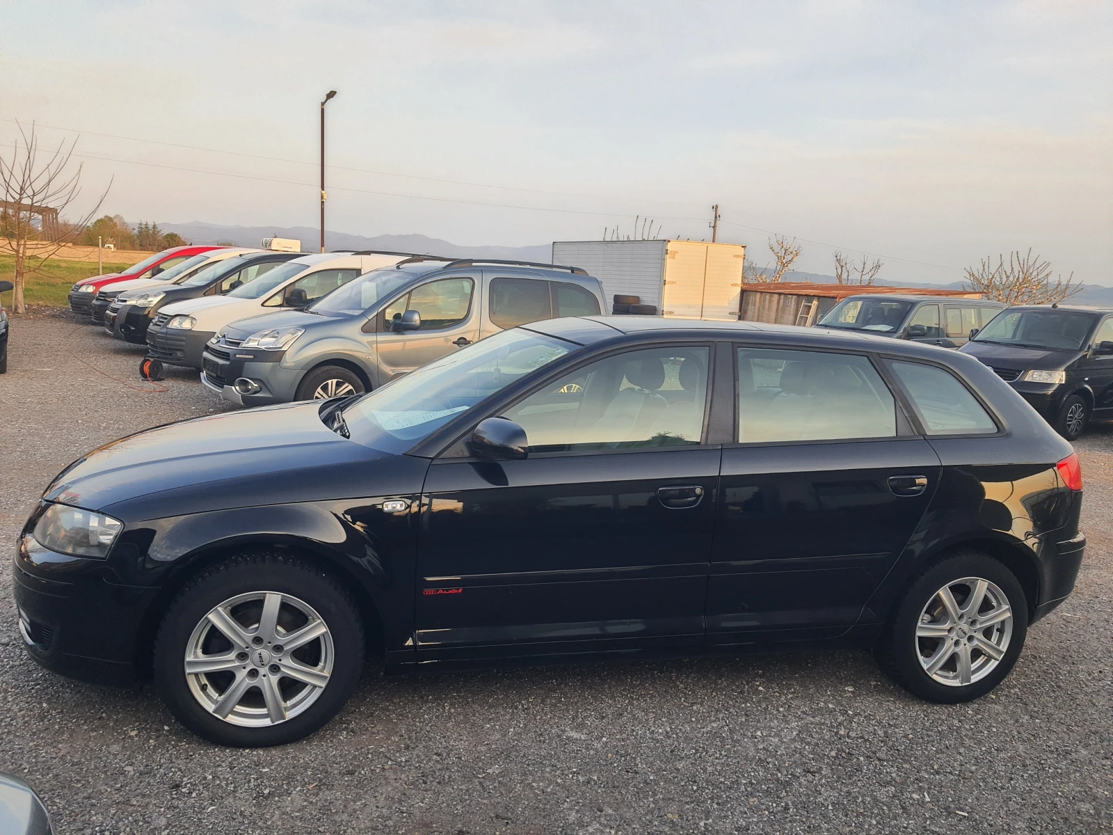 Audi A3 1.9TDI-Панорама, Алкантара, снимка 8 - Автомобили и джипове - 49321254