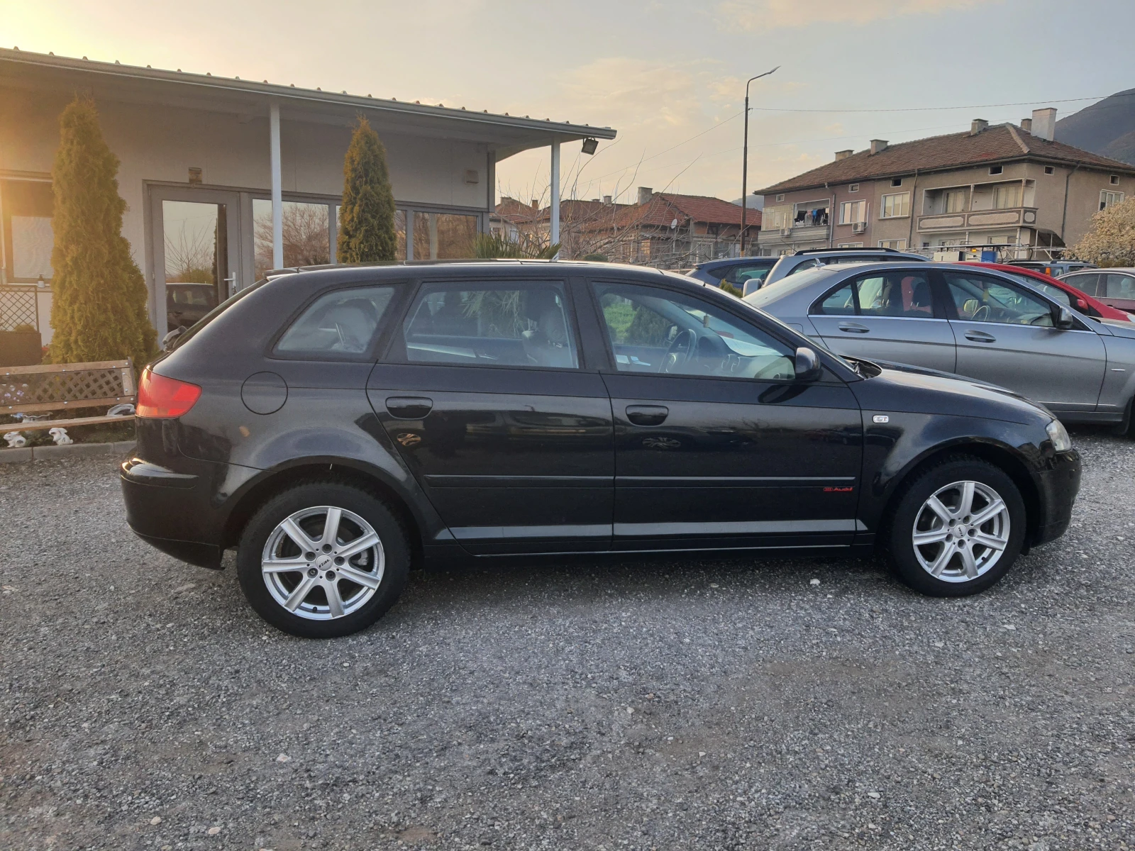 Audi A3 1.9TDI-Панорама, Алкантара, снимка 7 - Автомобили и джипове - 49321254