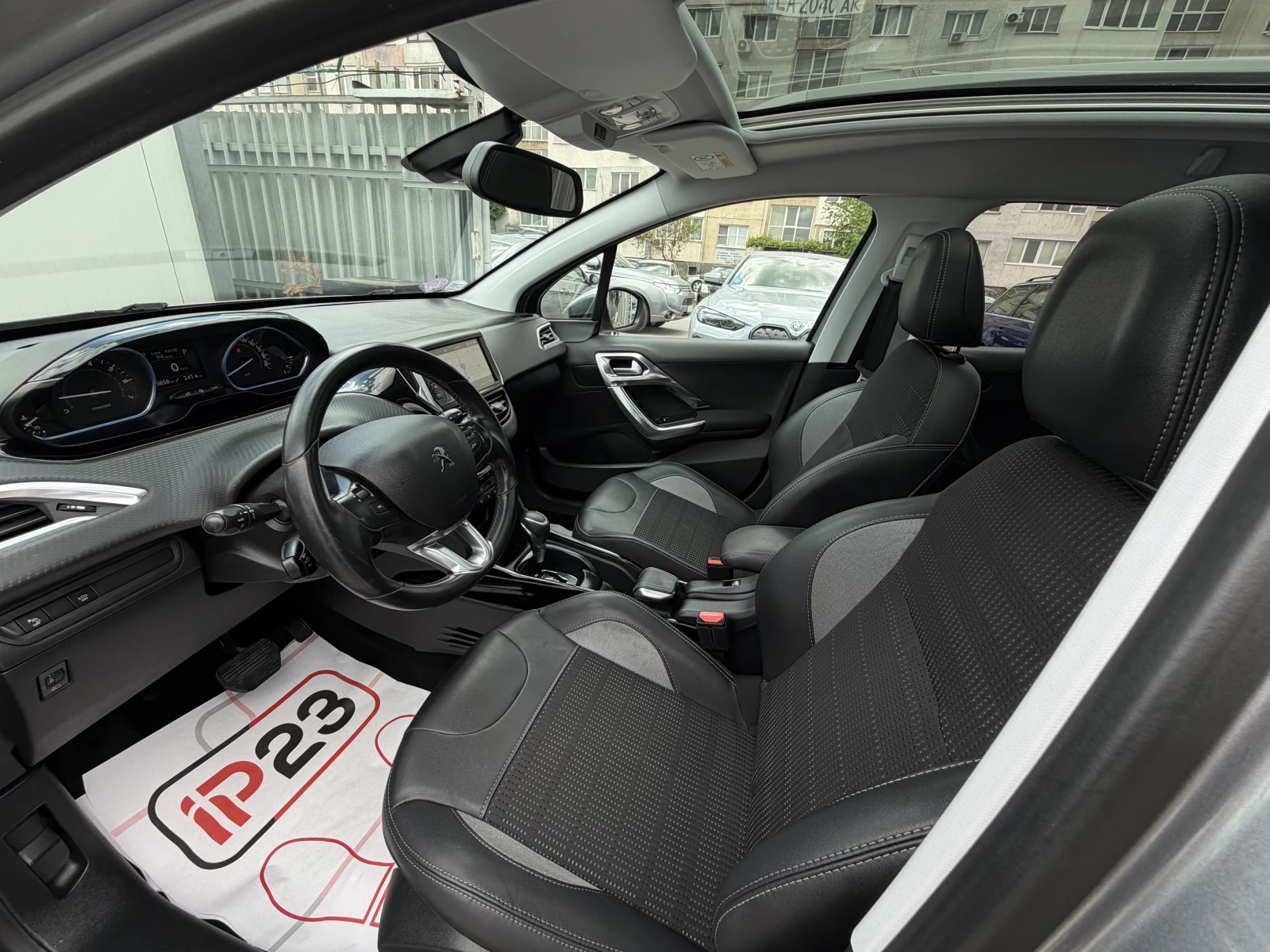 Peugeot 2008 БЕНЗИН* АВТОМАТИК* 2019год.* CarPlay * * * , снимка 13 - Автомобили и джипове - 49596226