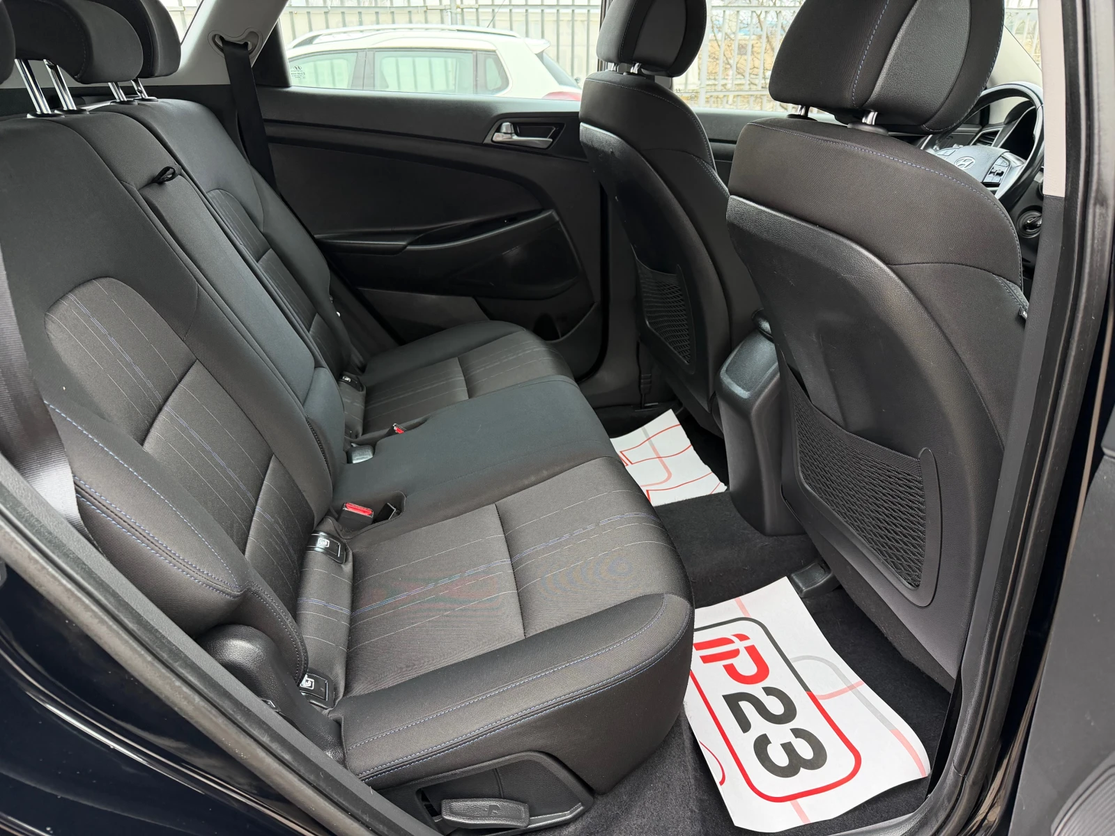 Hyundai Tucson 1.7CRDi* 2018���.* ���������* ����* 6* * *  | Mobile.bg � ����������� 10