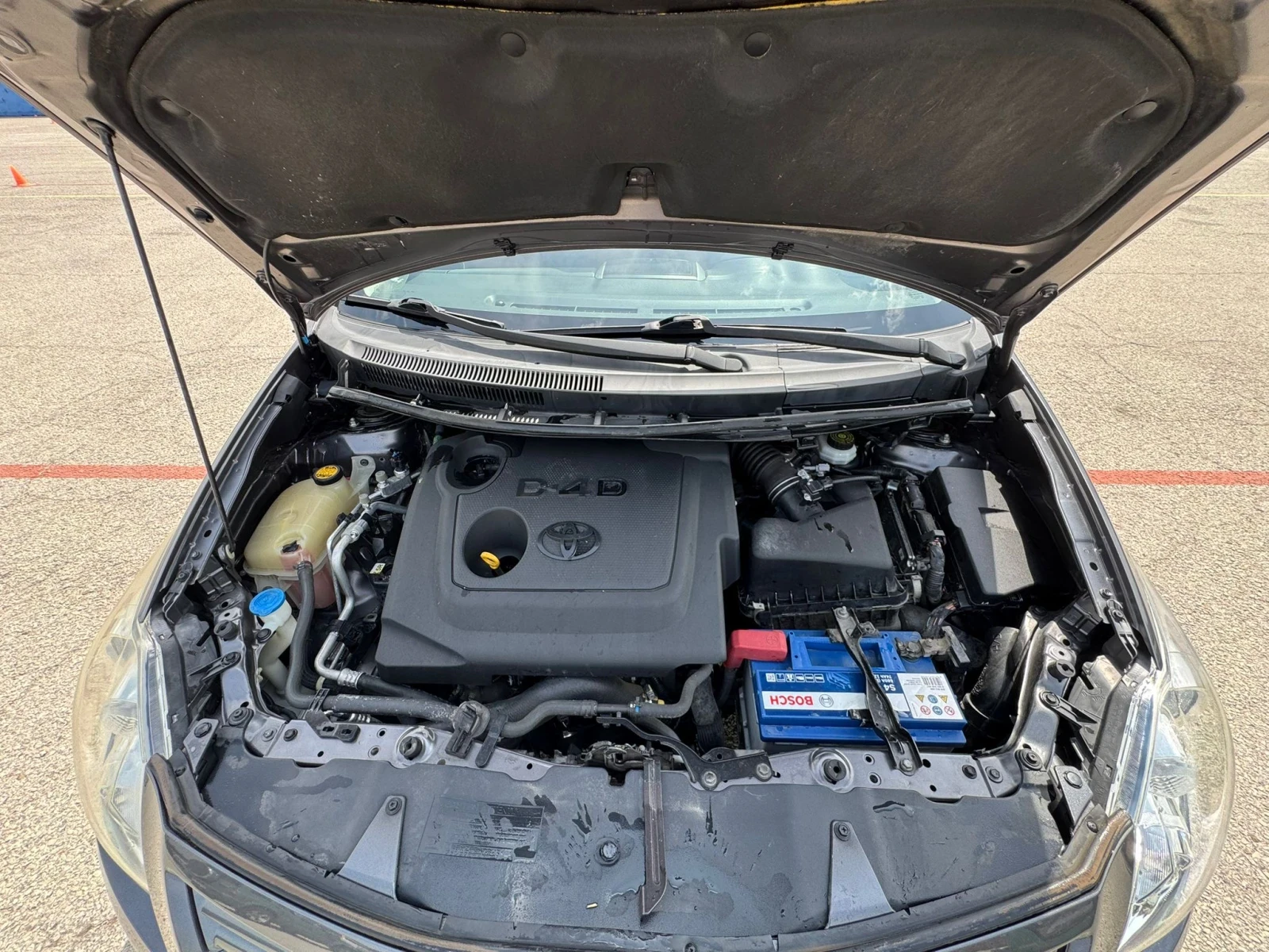 Toyota Auris 1.4 D-4D  - изображение 3