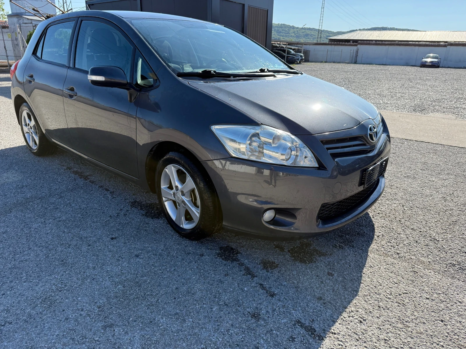 Toyota Auris 1.4 D-4D  - изображение 6