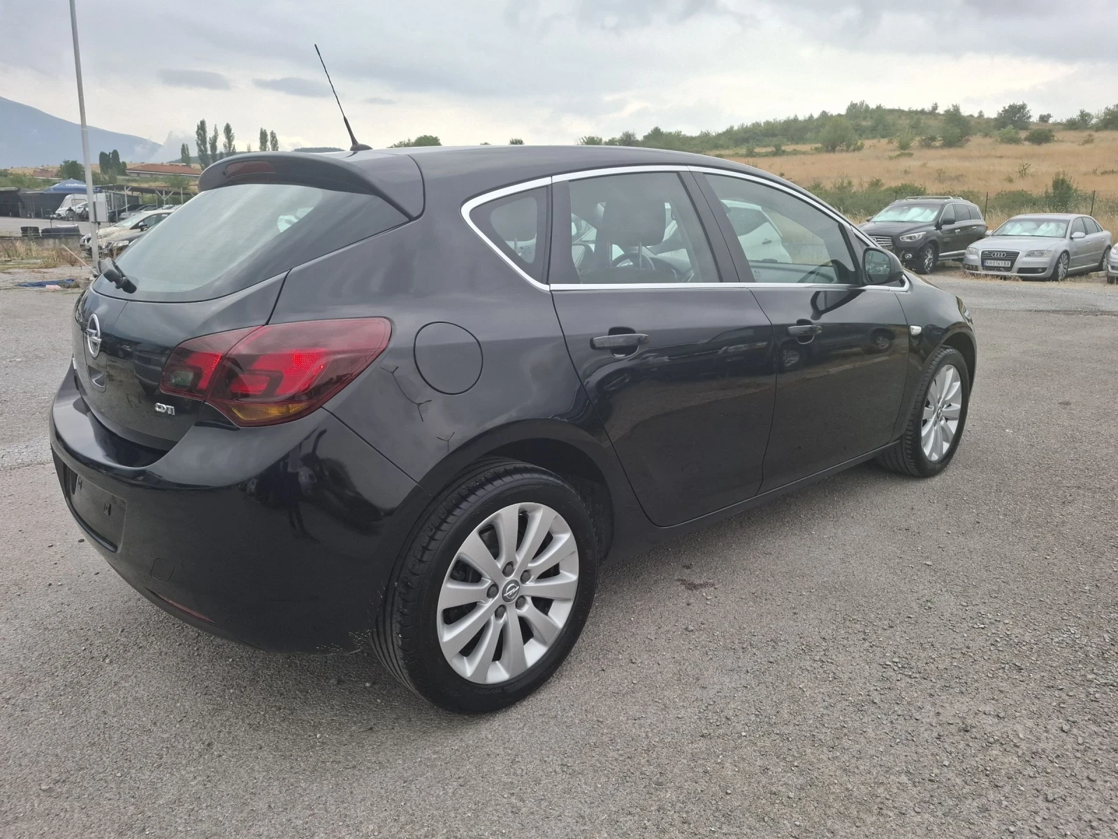 Opel Astra 1, 7CDTI-110к.с.-Euro 5-Cosmo - изображение 6