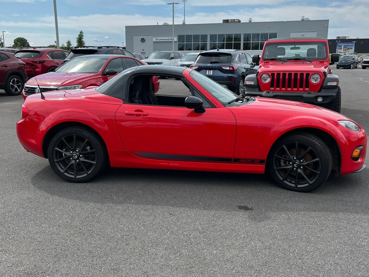 Mazda Mx-5 MIATA CARFAX * * АВТО КРЕДИТ * *  - изображение 4