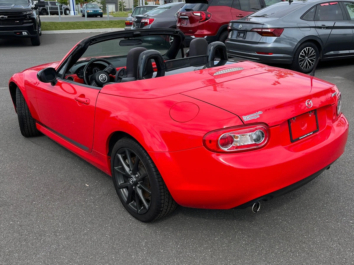 Mazda Mx-5 MIATA CARFAX * * АВТО КРЕДИТ * *  - изображение 5