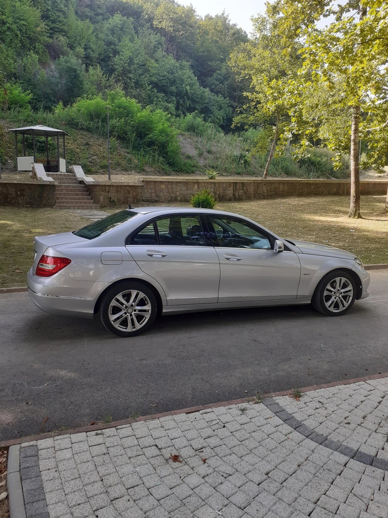 Mercedes-Benz C 220 2011г FACELIFT  - изображение 3