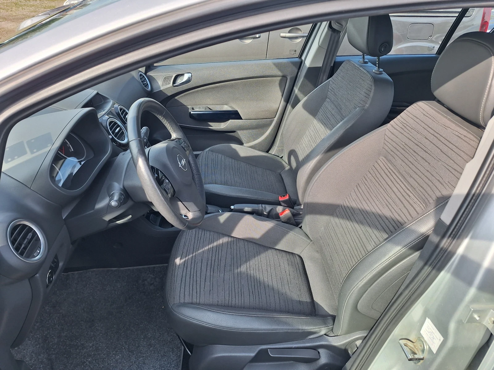 Opel Corsa 1.4  - изображение 6