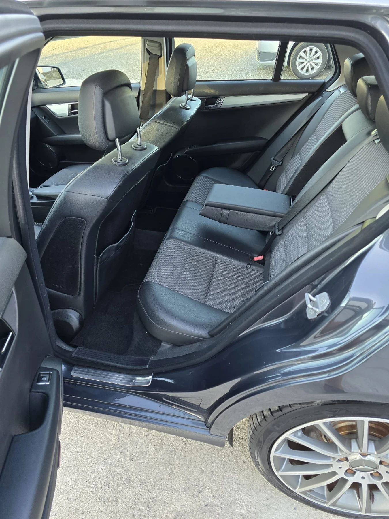 Mercedes-Benz 350 Mercedes W204 350 CDI | Mobile.bg   11