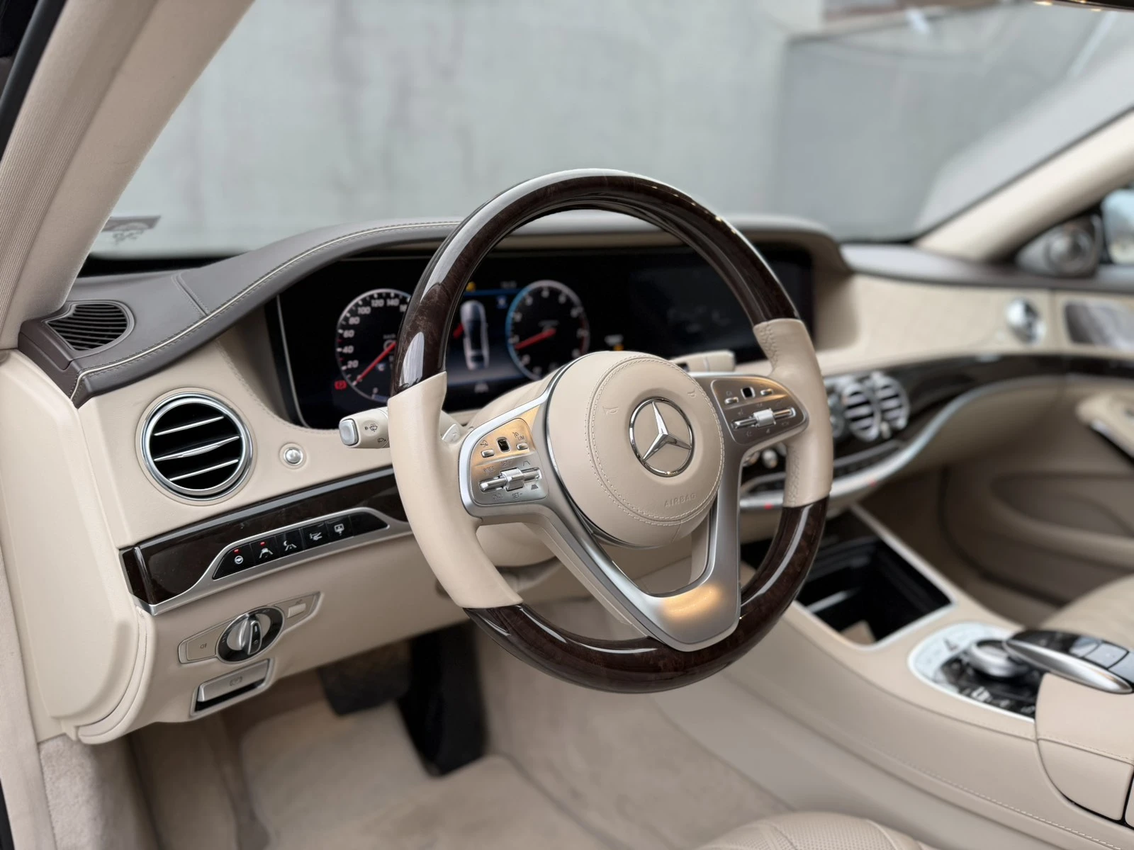 Mercedes-Benz S 560 MAYBACH 4MATIC | Mobile.bg � ����������� 11
