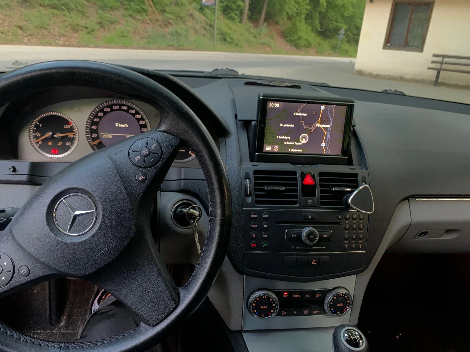 Mercedes-Benz C 220, снимка 10 - Автомобили и джипове - 53310789