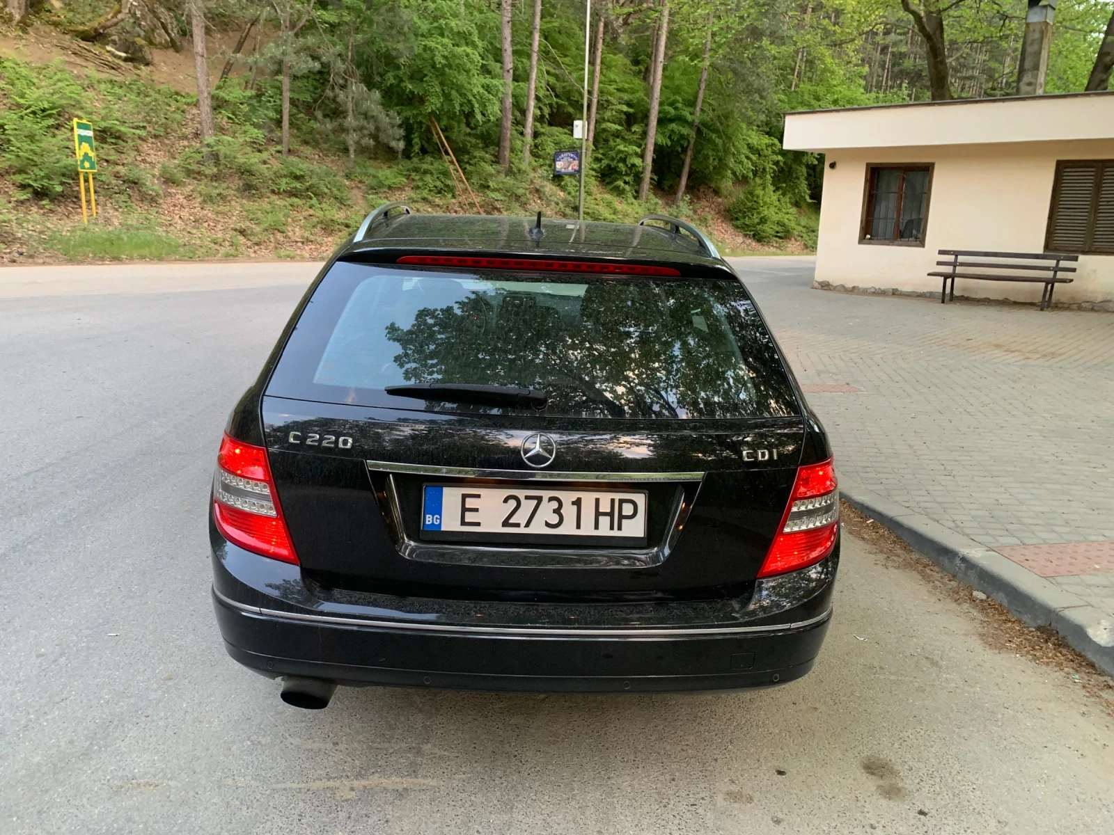Mercedes-Benz C 220, снимка 6 - Автомобили и джипове - 53310789