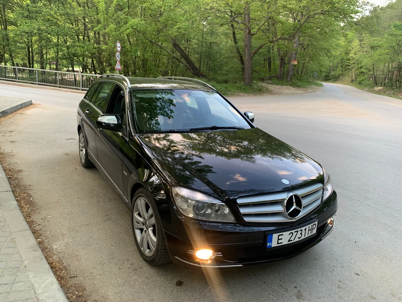 Mercedes-Benz C 220, снимка 3 - Автомобили и джипове - 53310789