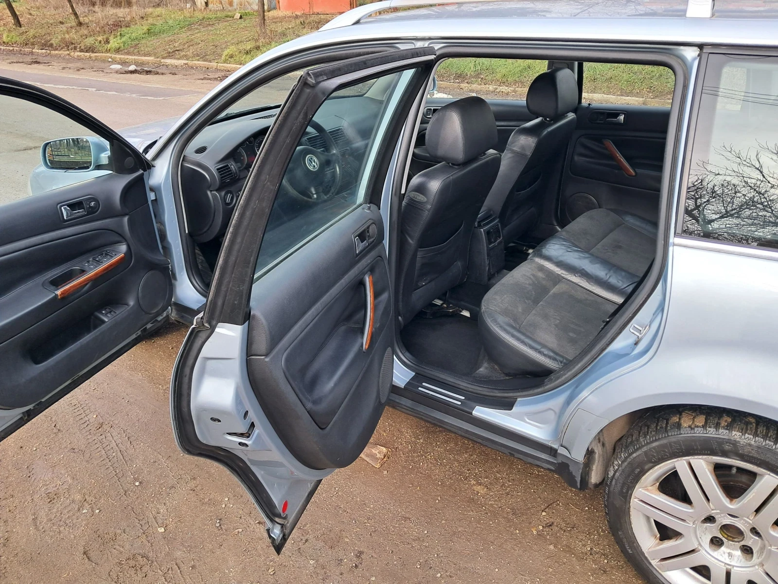 VW Passat 1, 9 TDI  131 k.c.  6 ��������  | Mobile.bg � ����������� 10