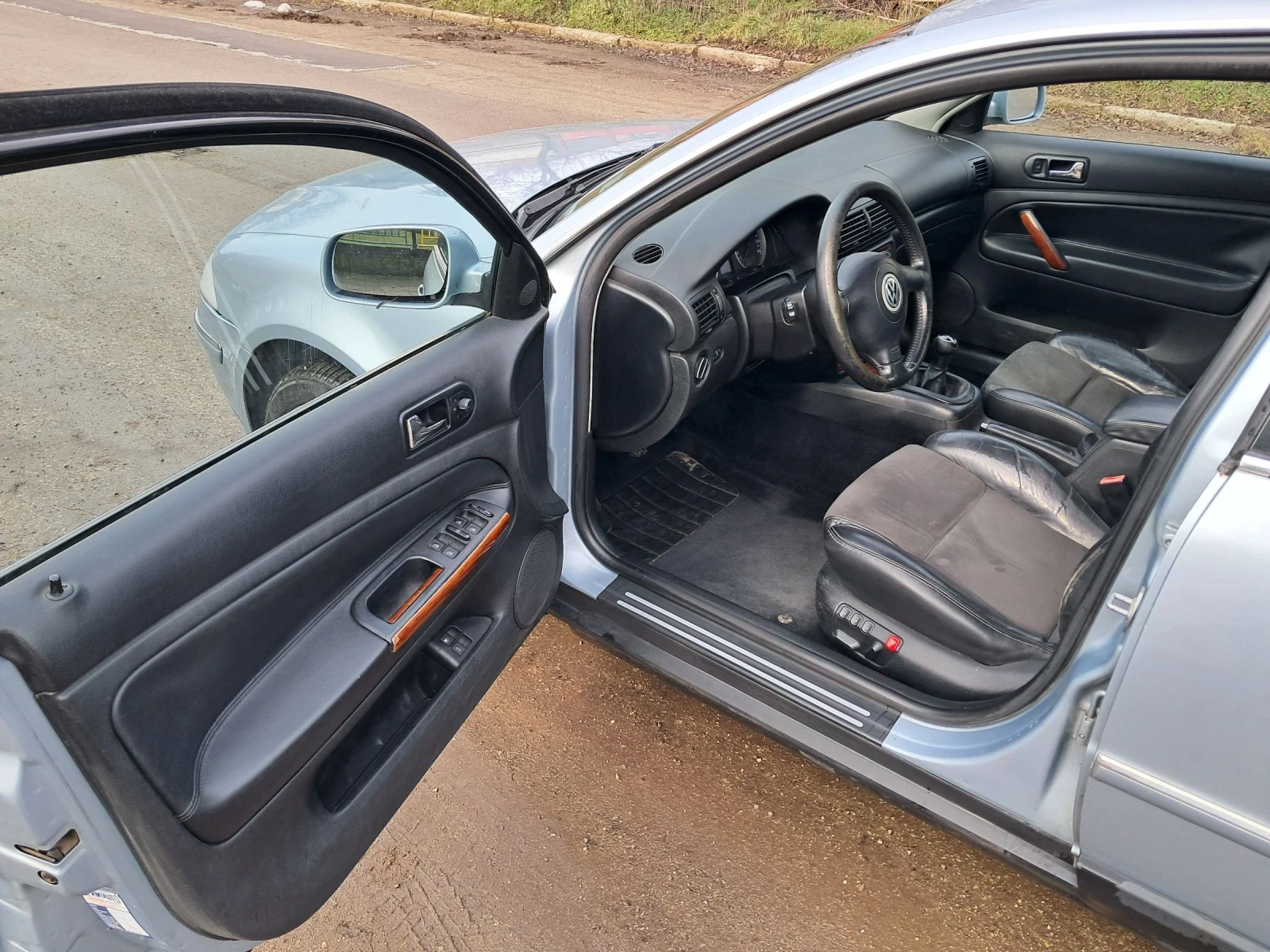 VW Passat 1, 9 TDI  131 k.c.  6 ��������  | Mobile.bg � ����������� 9