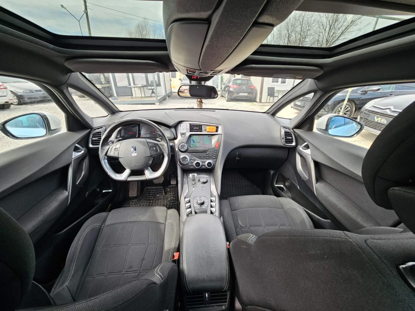 Citroen DS5 2.0HDI HYBRID 4, снимка 6 - Автомобили и джипове - 53781825