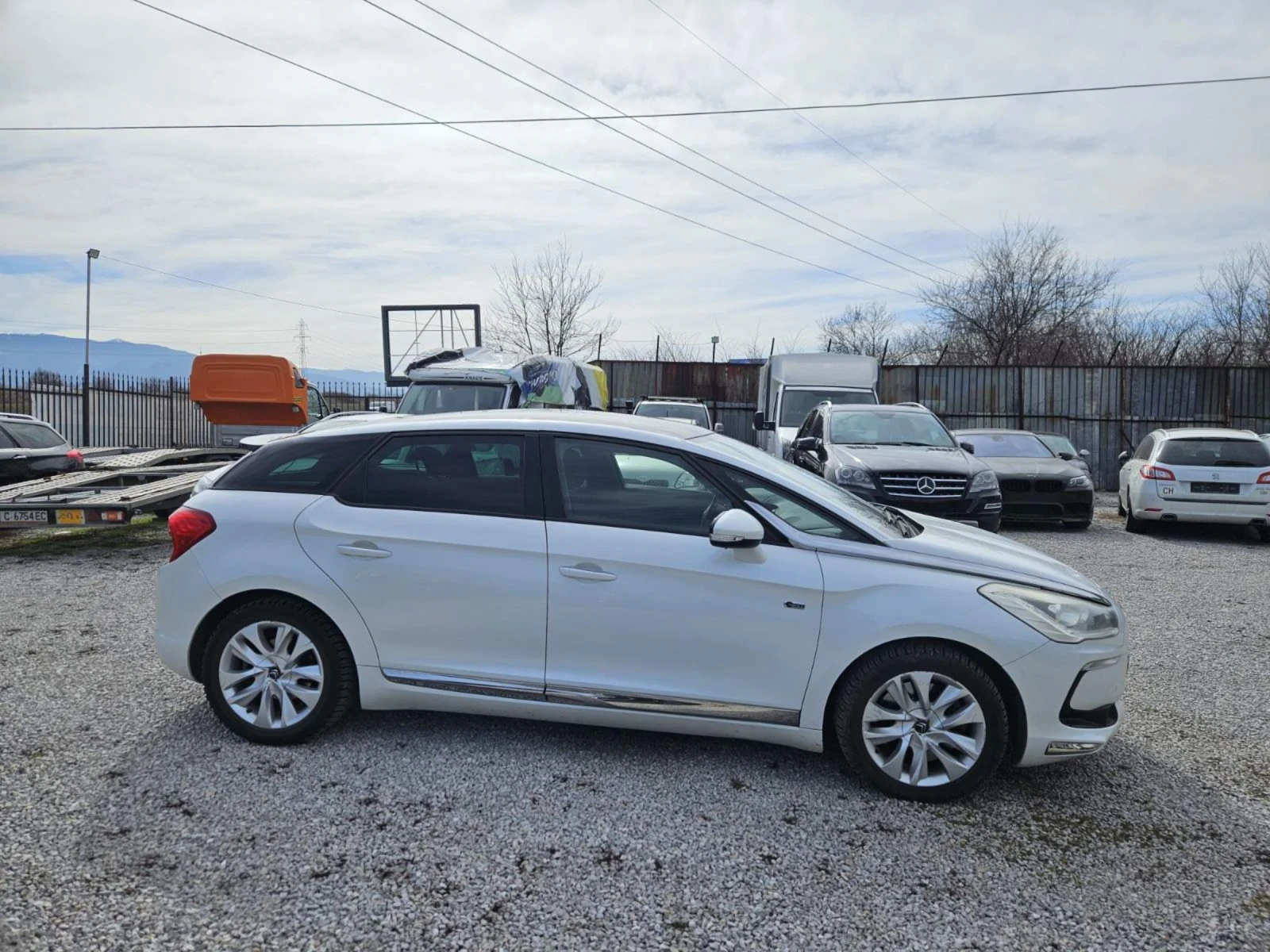 Citroen DS5 2.0HDI HYBRID 4, снимка 3 - Автомобили и джипове - 53781825