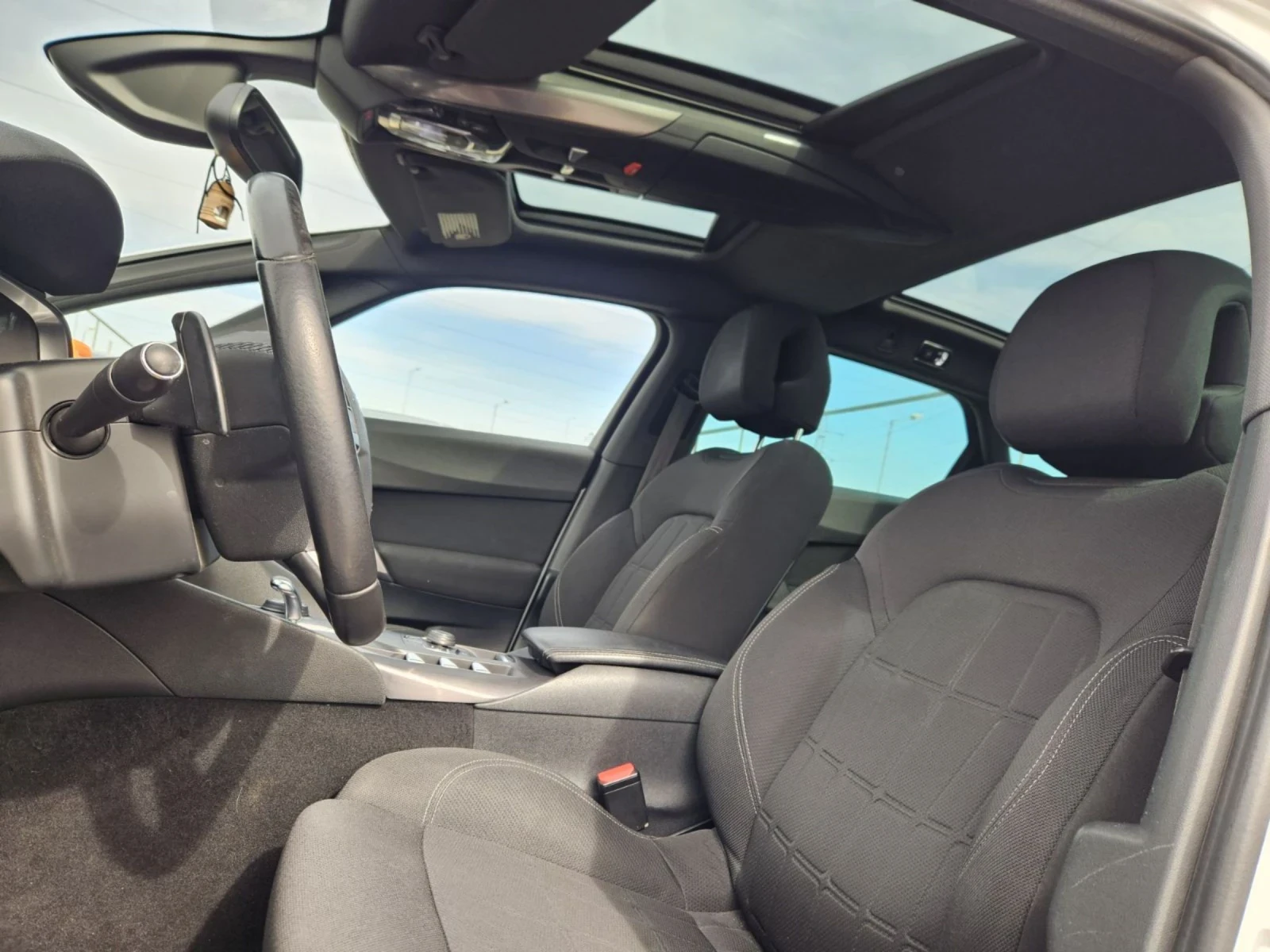 Citroen DS5 2.0HDI HYBRID 4, снимка 7 - Автомобили и джипове - 53781825