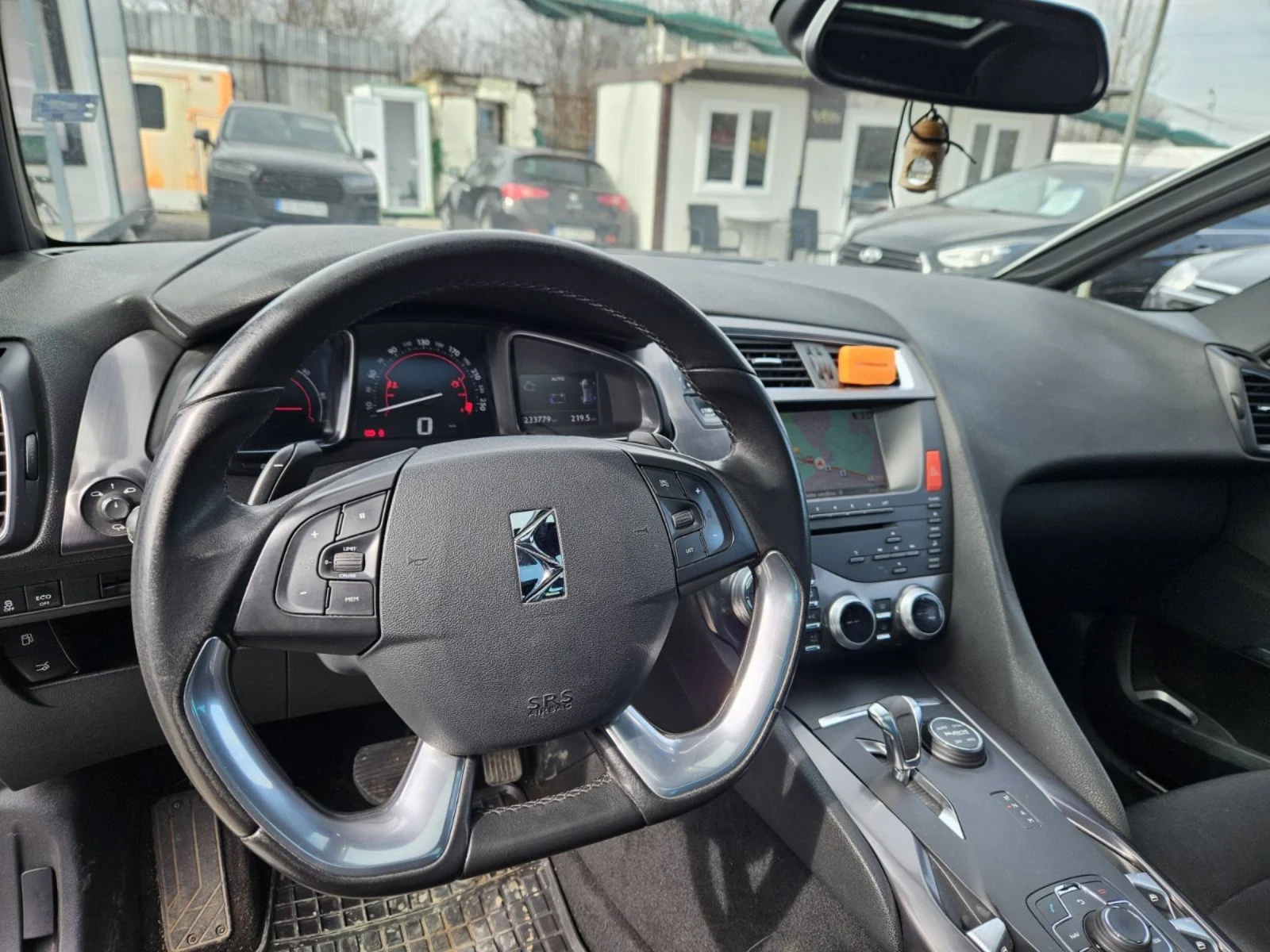 Citroen DS5 2.0HDI HYBRID 4, снимка 11 - Автомобили и джипове - 53781825