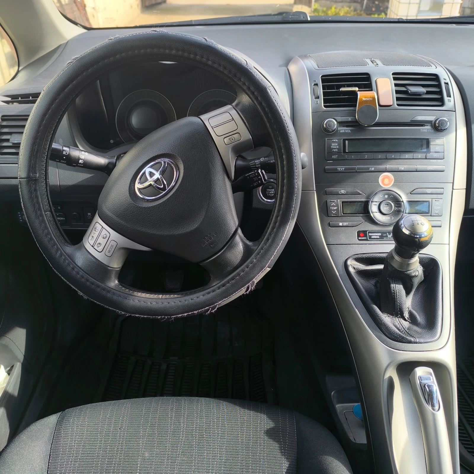 Toyota Auris 1.6 ������ | Mobile.bg � ����������� 14