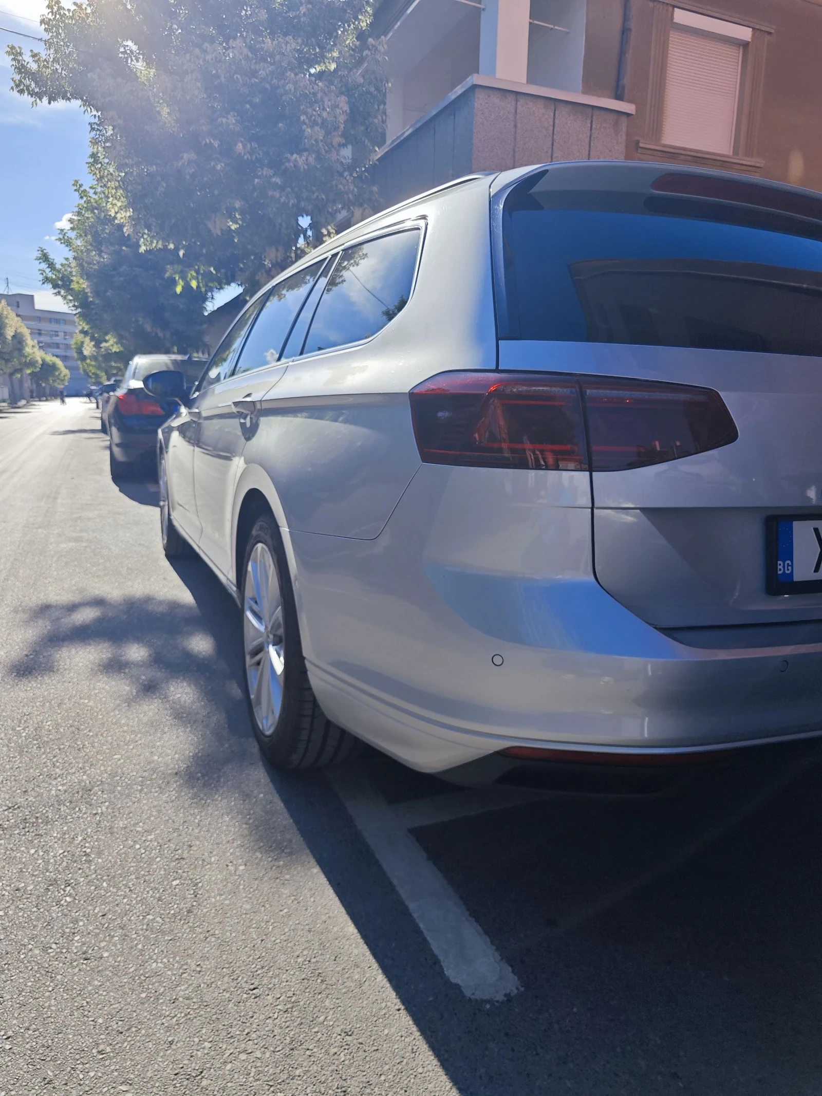 VW Passat 2.0TDI 150 к.с. Led matrix/ACC(distronic) DIGITAL, снимка 6 - Автомобили и джипове - 54919890