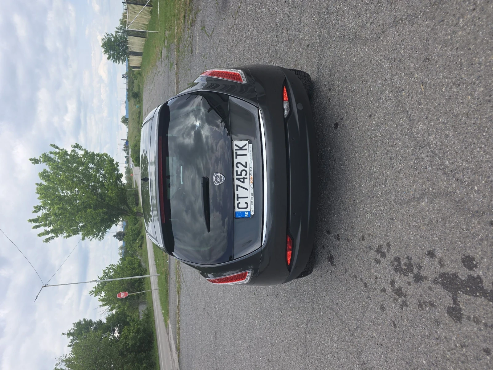 Lancia Delta Хечбек, снимка 15 - Автомобили и джипове - 54671620