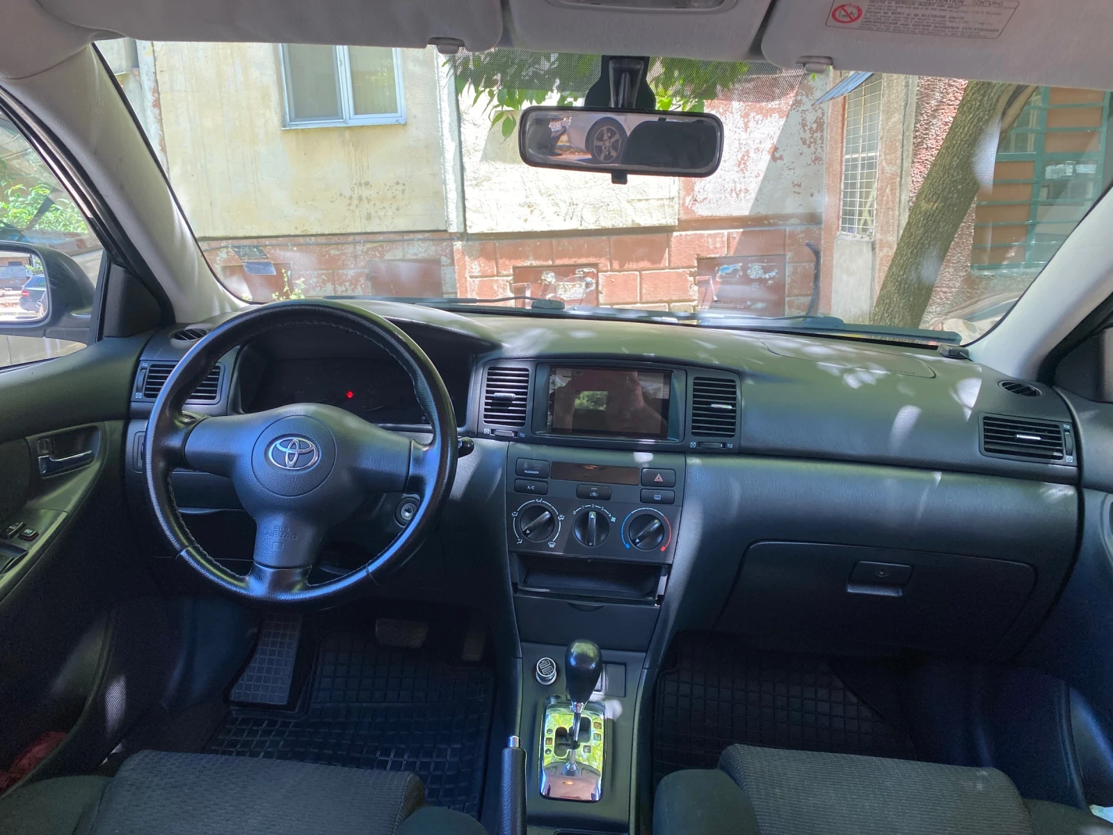 Toyota Corolla D4D, снимка 8 - Автомобили и джипове - 54719723