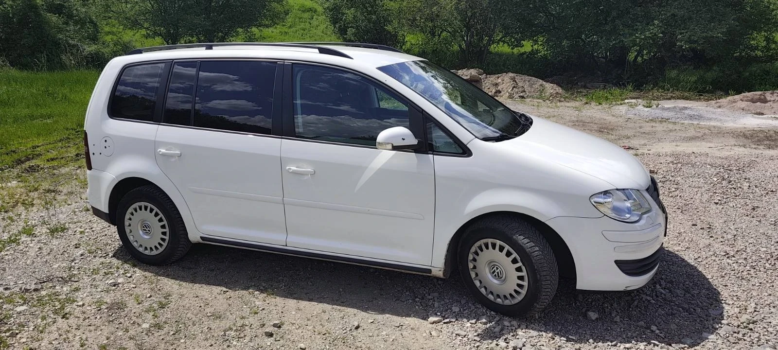 VW Touran, снимка 10 - Автомобили и джипове - 54727574