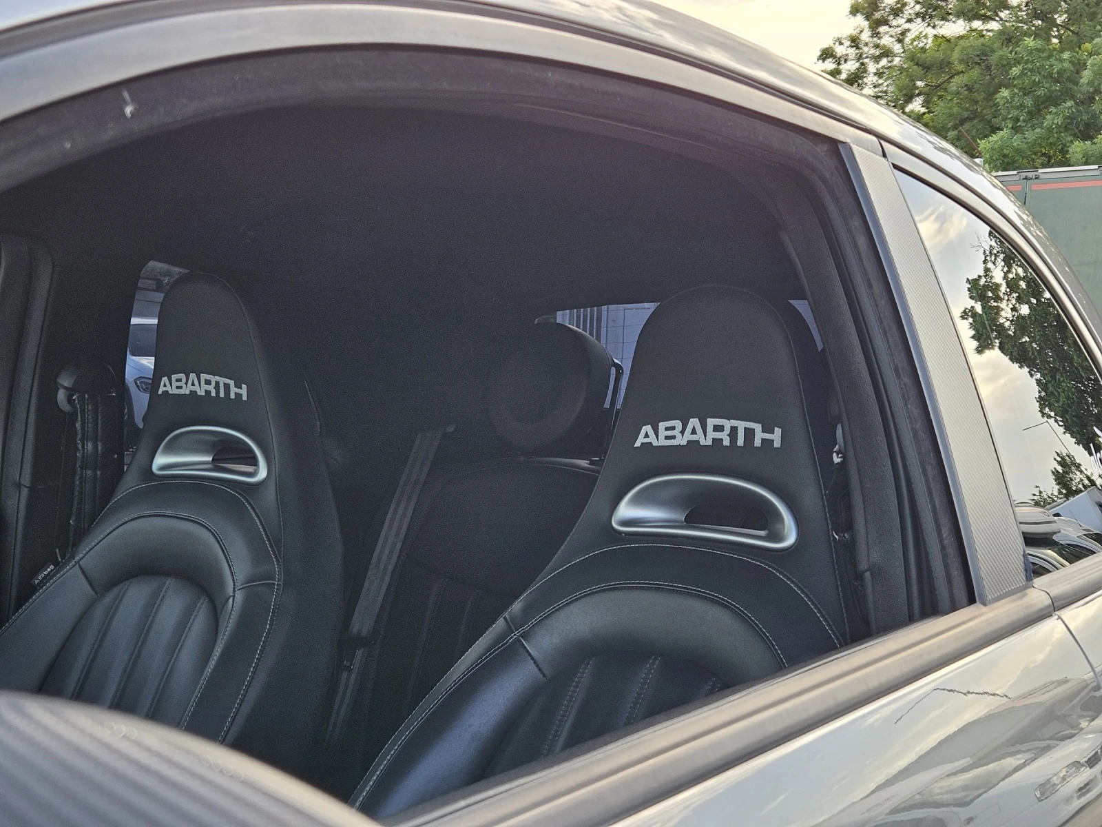 Fiat 500 ABARTH/CABRIO/NAVI/CARBON, снимка 11 - Автомобили и джипове - 54741821