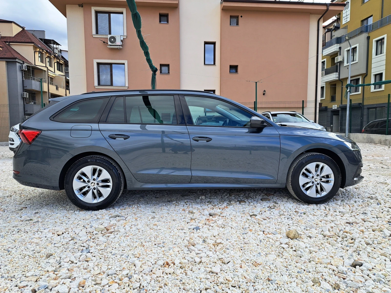 Skoda Octavia, снимка 15 - Автомобили и джипове - 54742360