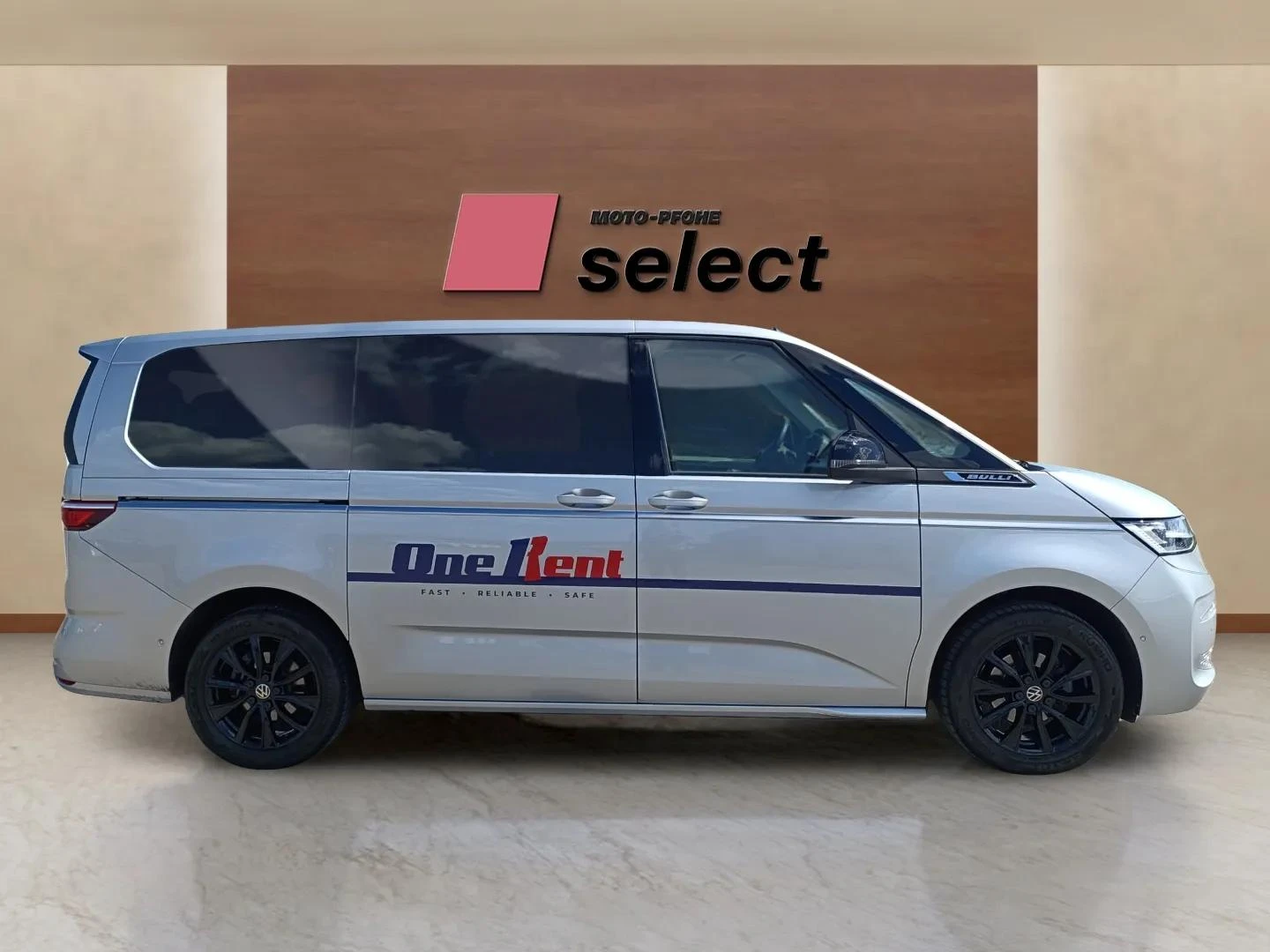 VW Multivan 2.0, снимка 4 - Автомобили и джипове - 54745280