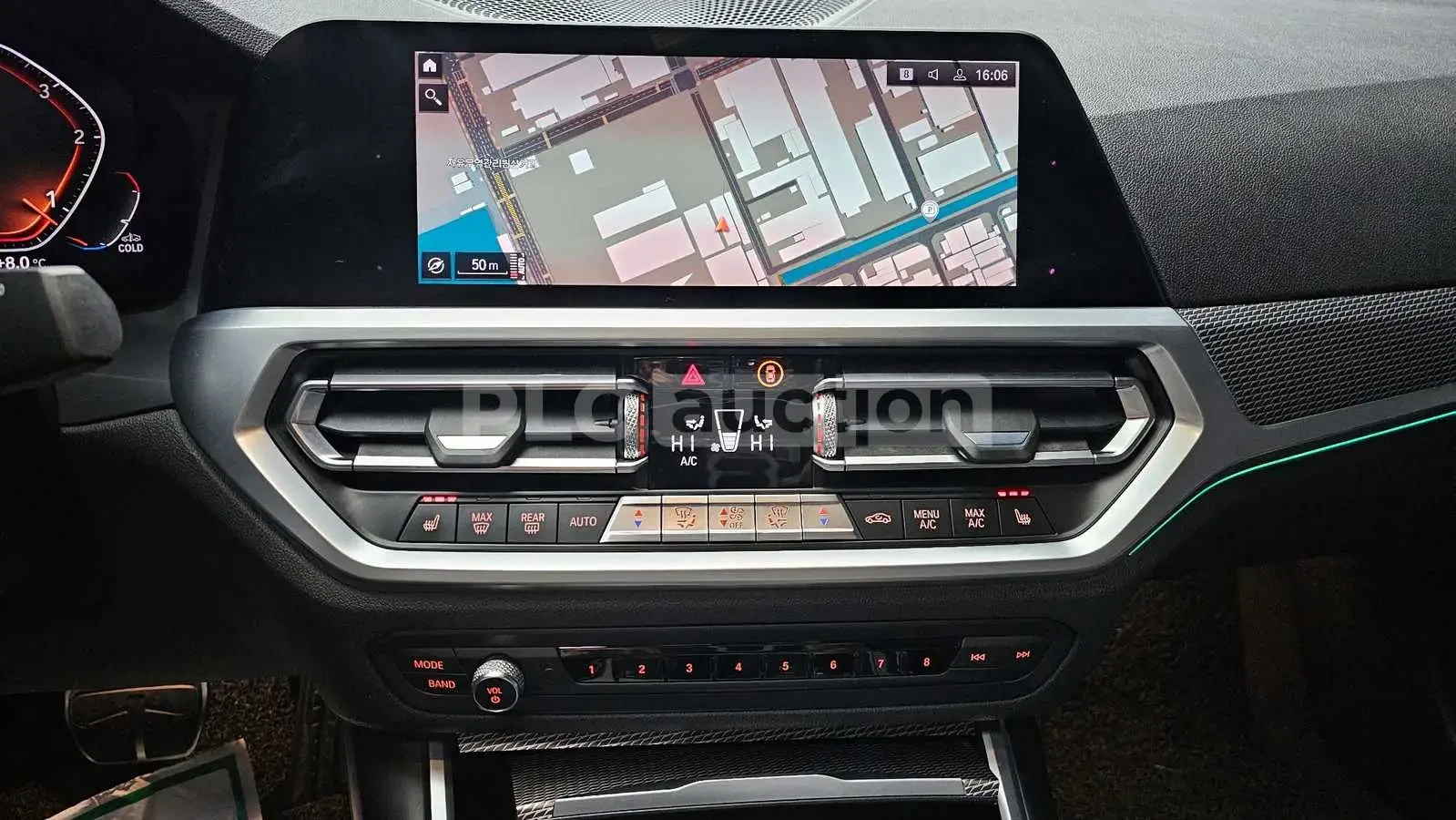 BMW 320 ПОДГРЕВИ * ПАНО * KEYLESS * АВТОКРЕДИТ , снимка 14 - Автомобили и джипове - 54999191