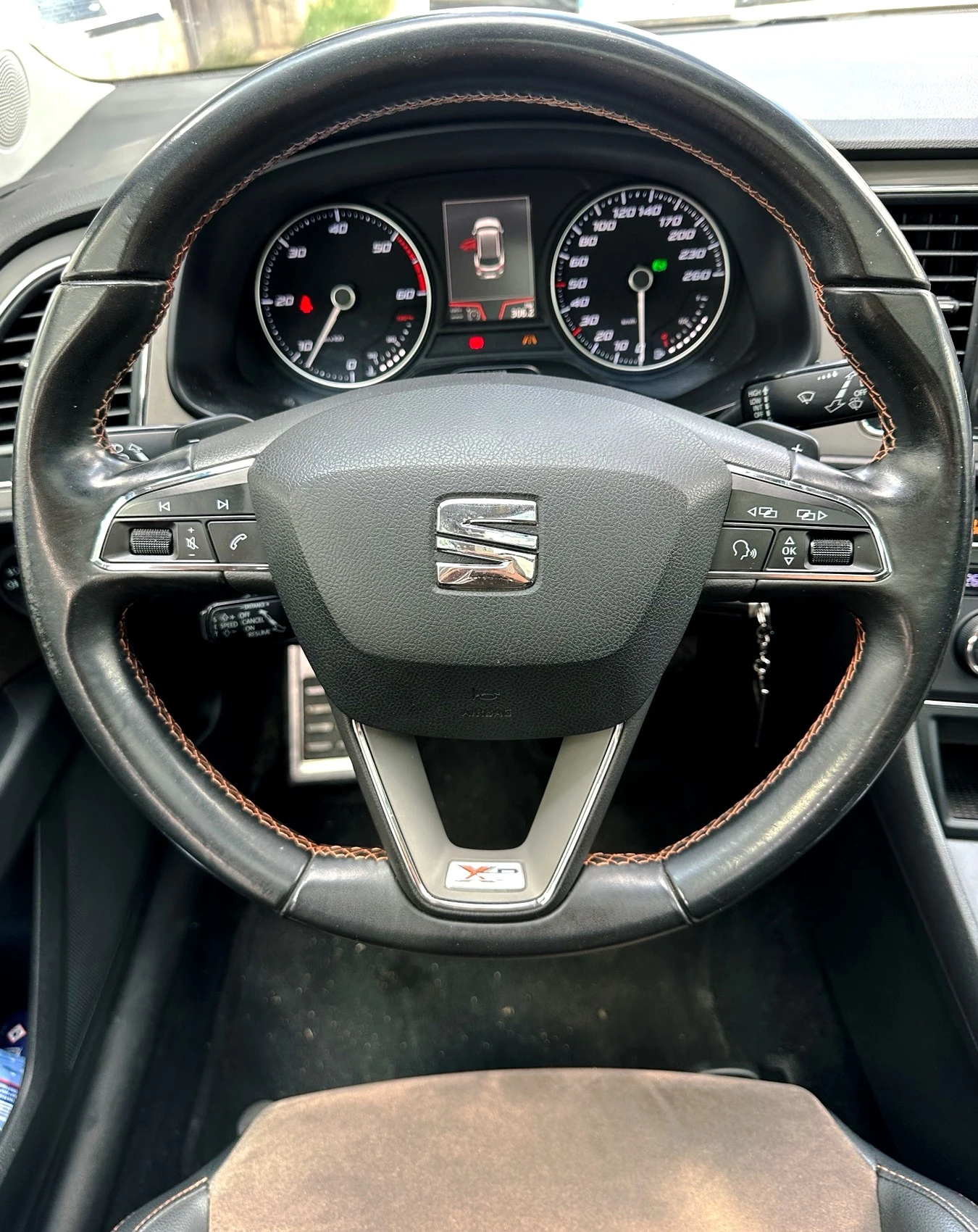 Seat Leon ST X-Perience 2.0, снимка 12 - Автомобили и джипове - 55403909